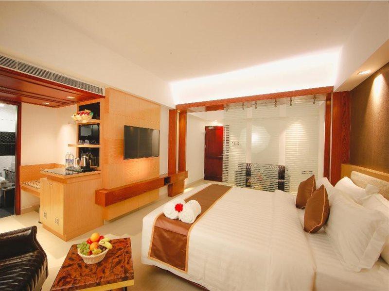 Akhil Classic Thiruvananthapuram Extérieur photo
