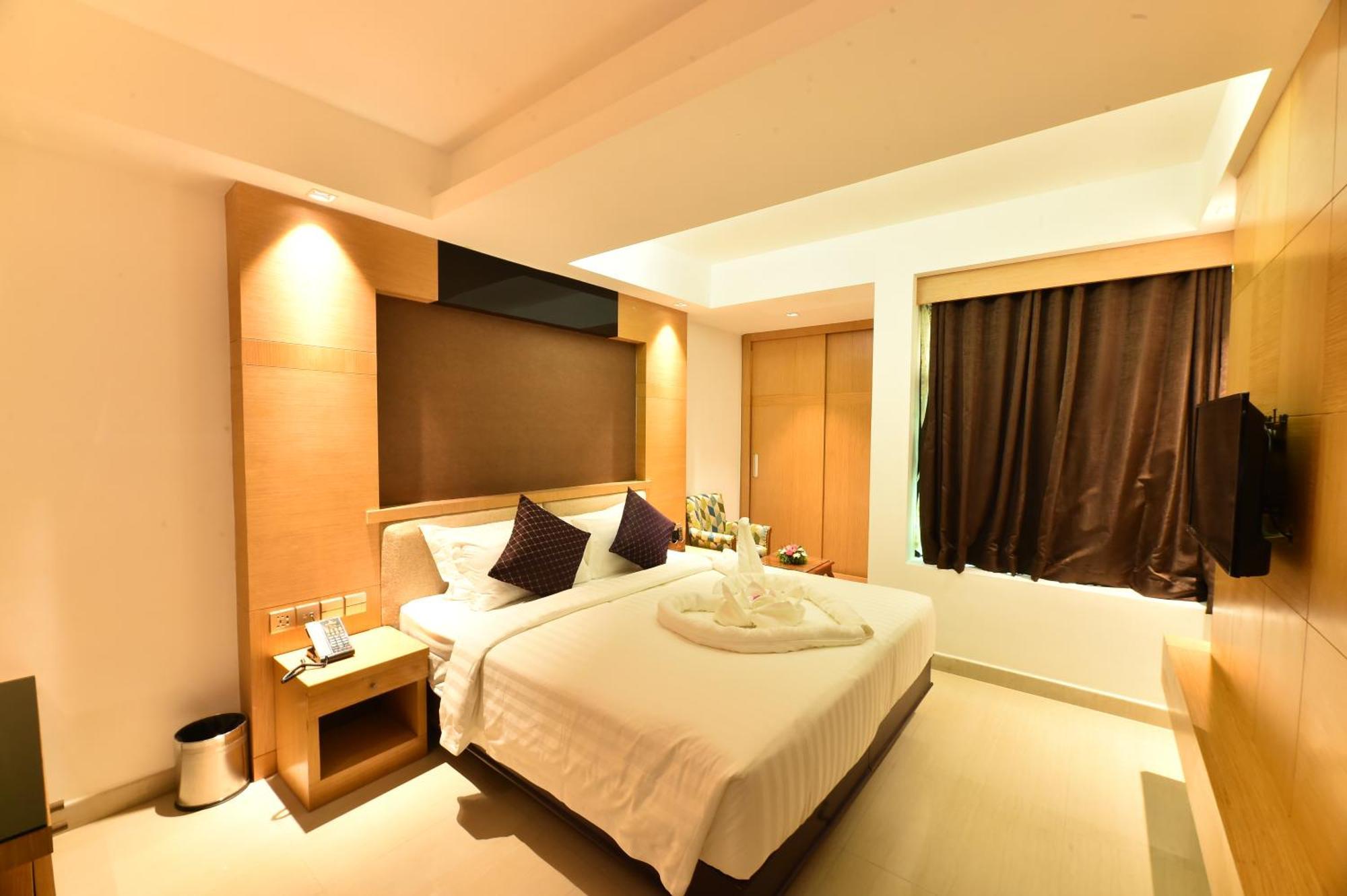 Akhil Classic Thiruvananthapuram Extérieur photo