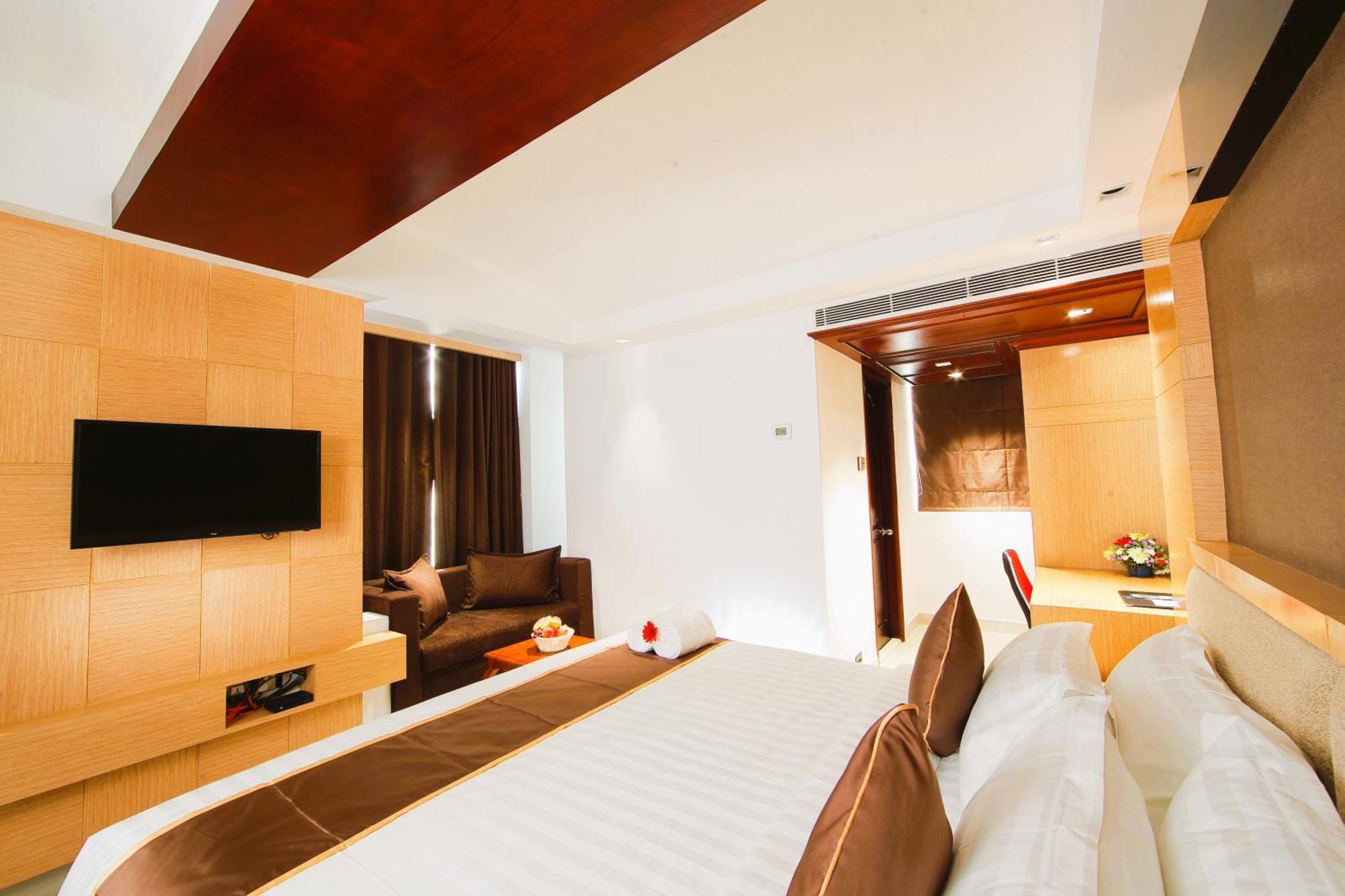 Akhil Classic Thiruvananthapuram Extérieur photo