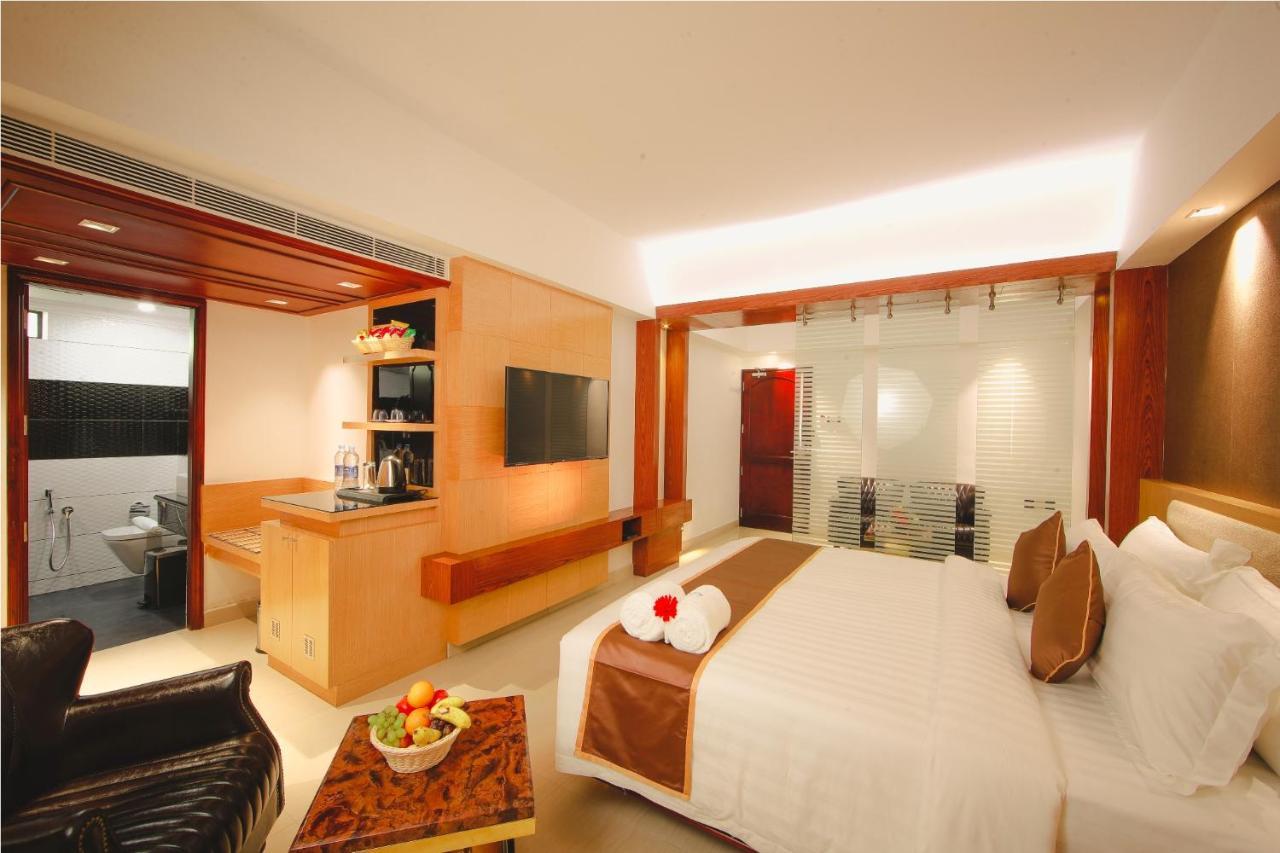 Akhil Classic Thiruvananthapuram Extérieur photo
